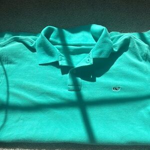 Men’s large vineyard vines
